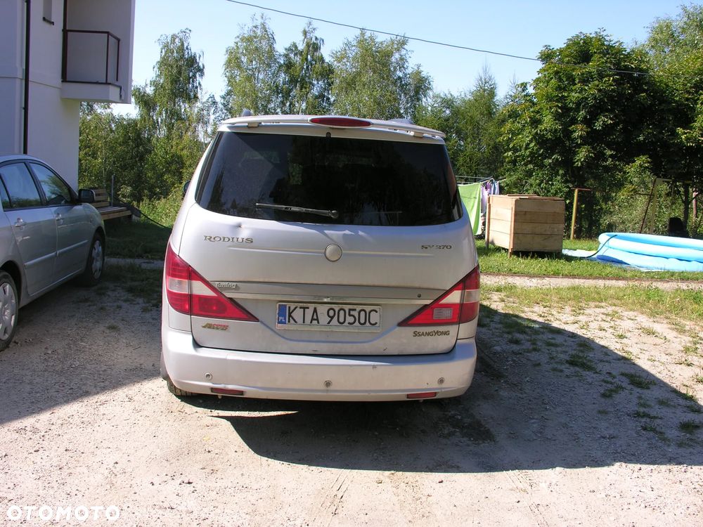 SsangYong/KGM Rodius 270 Xdi Elite - 3