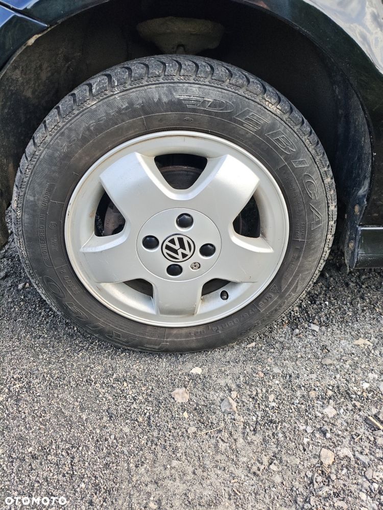Volkswagen Polo - 8