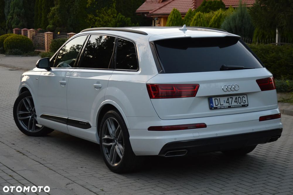 Audi Q7 - 4