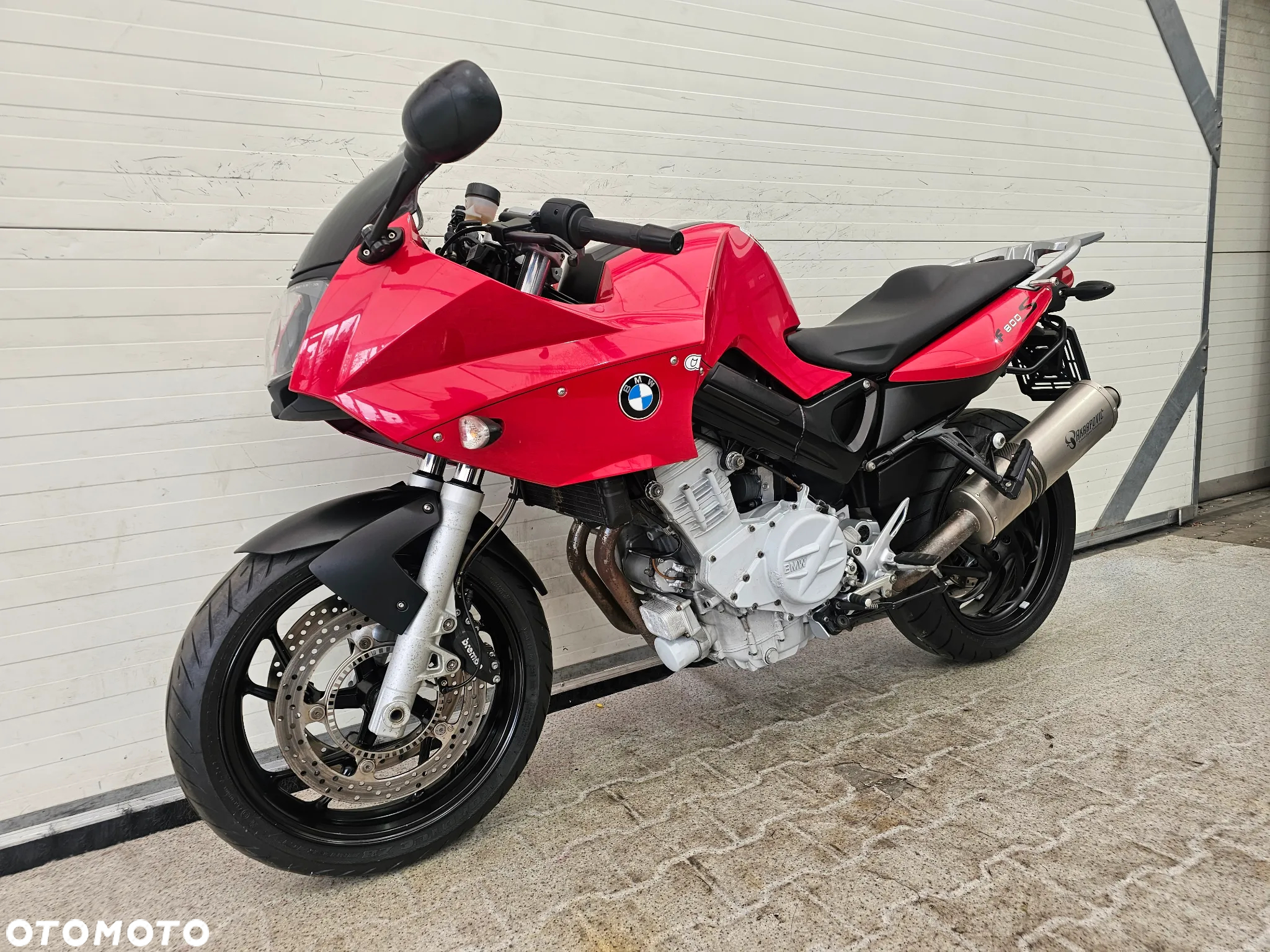 BMW F - 2