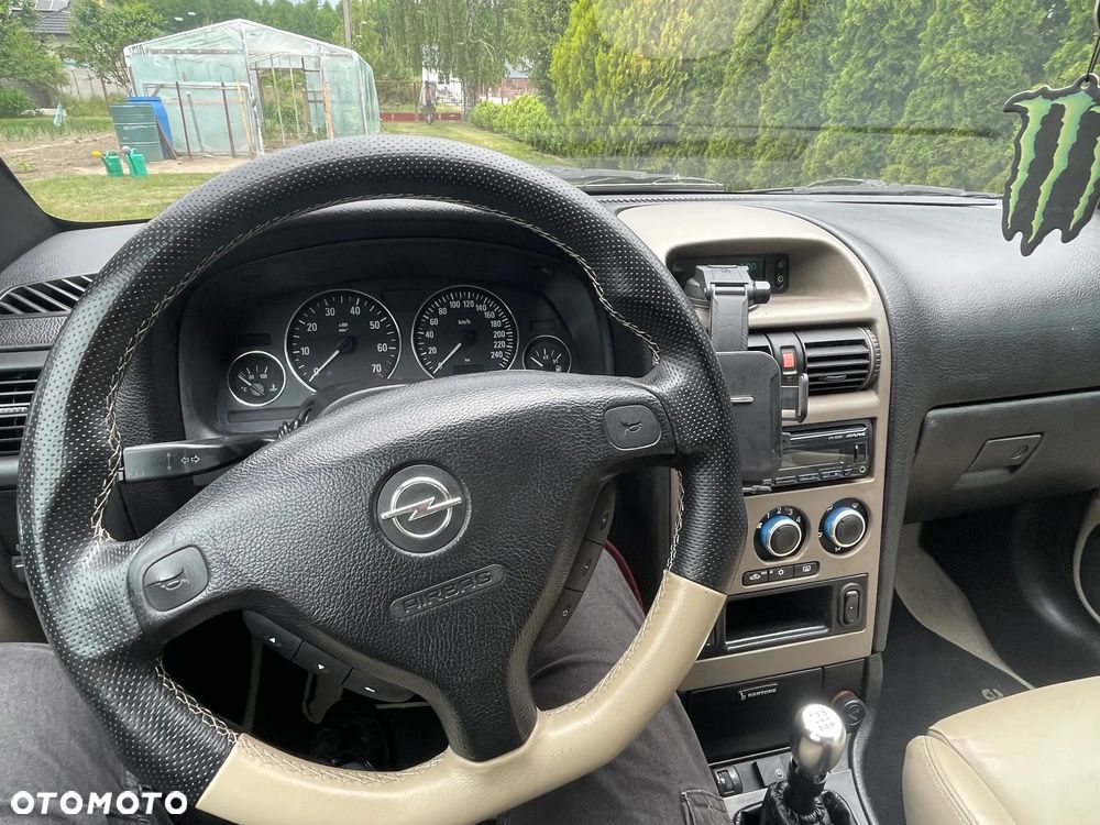 Opel Astra 1.8 Bertone - 12