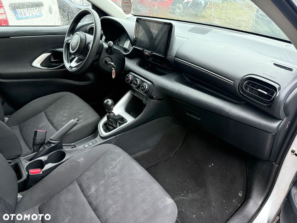 Toyota Yaris 1.5 Active - 14