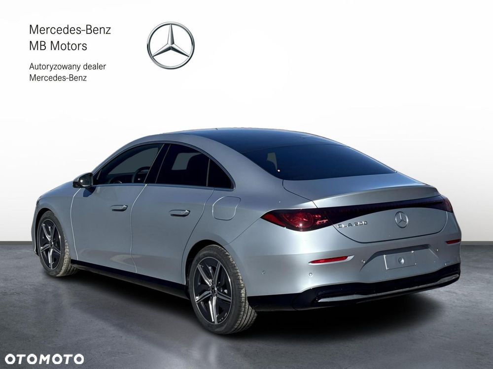 Mercedes-Benz CLA - 4