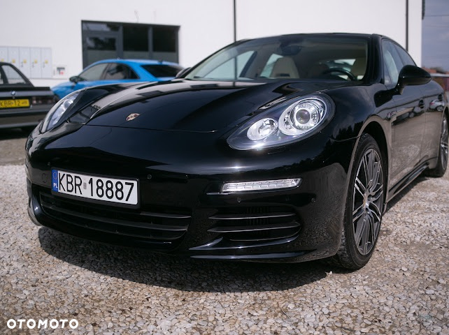 Porsche Panamera S - 3