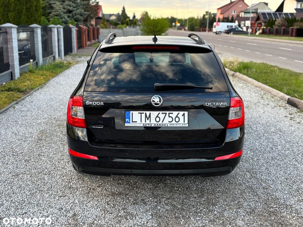 Skoda Octavia - 25