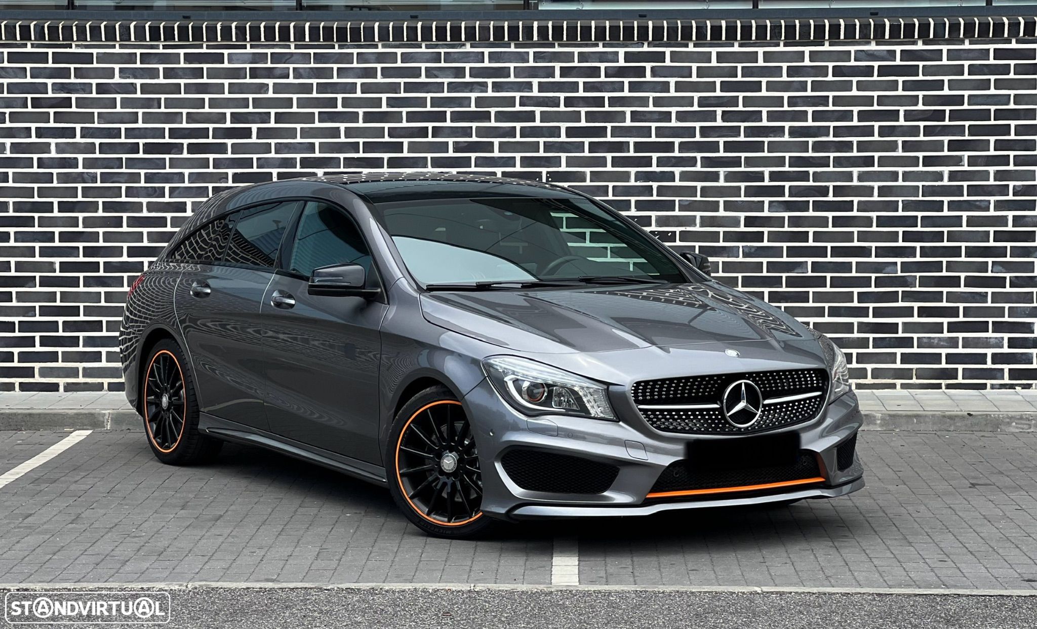 Mercedes-Benz CLA 220 Shooting Brake (CDI) d 7G-DCT Orange Art Edition - 1