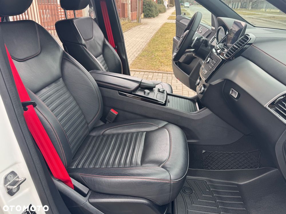 Mercedes-Benz GLE 350 d 4-Matic - 24