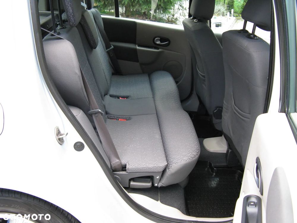 Renault Modus 1.4 Luxe Privilege - 16