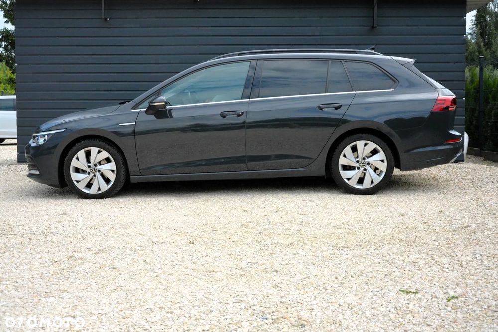 Volkswagen Golf 1.5 eTSI EVO Style DSG - 6