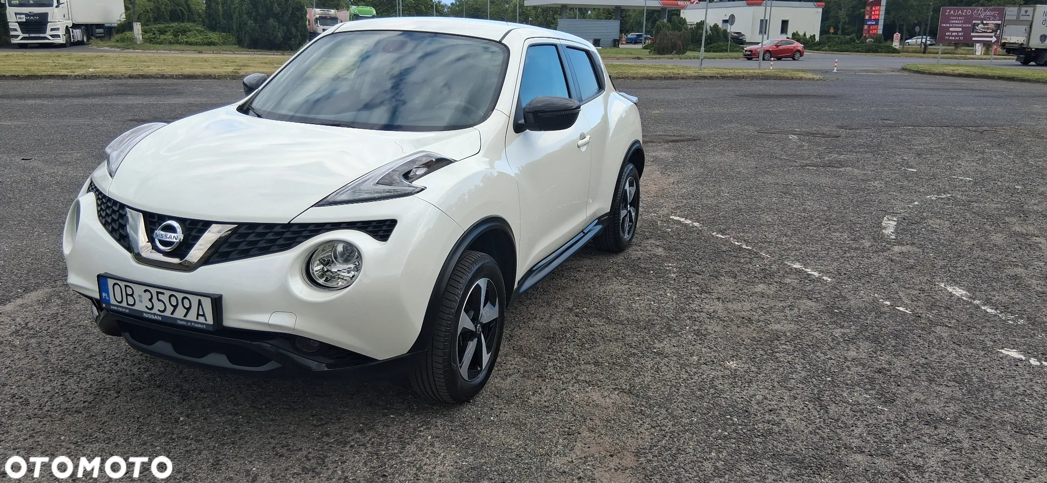 Nissan Juke 1.6 N-Connecta - 4