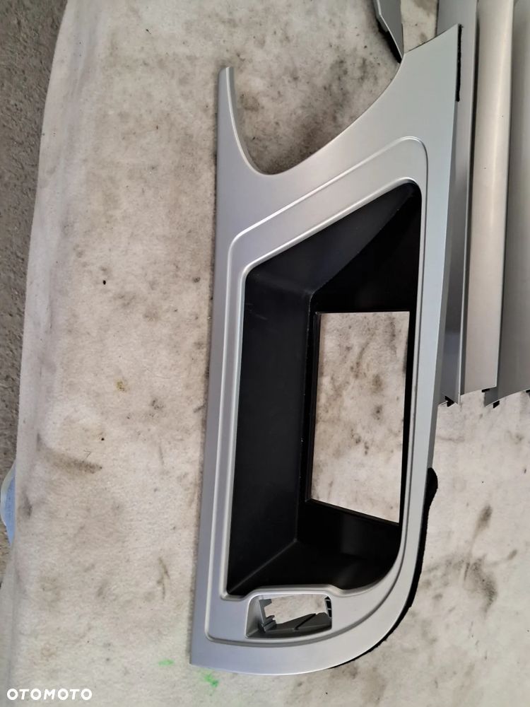 Listwy Dekory Ozdobne Komplet Audi A4 B8 A5 8T Europa - 2