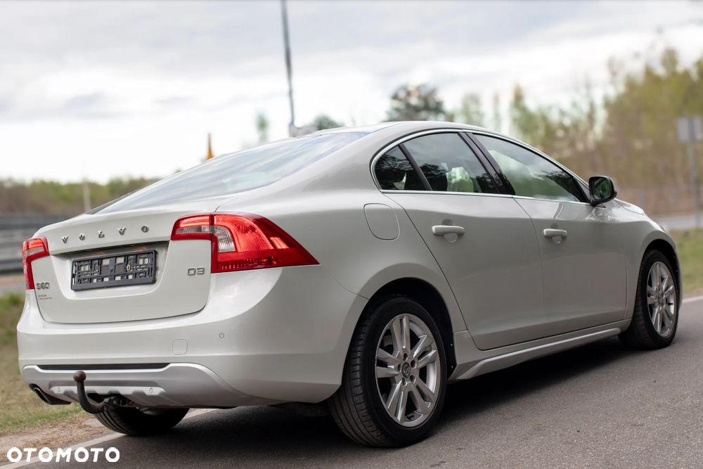 Volvo S60 D3 Momentum - 27