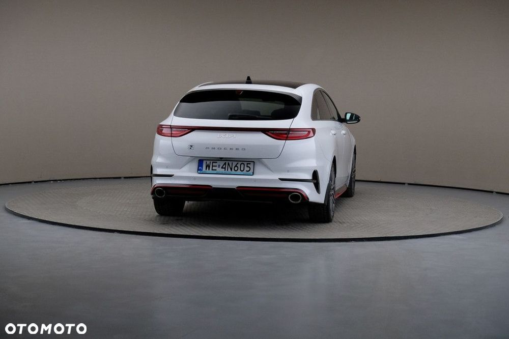 Kia ProCeed - 5