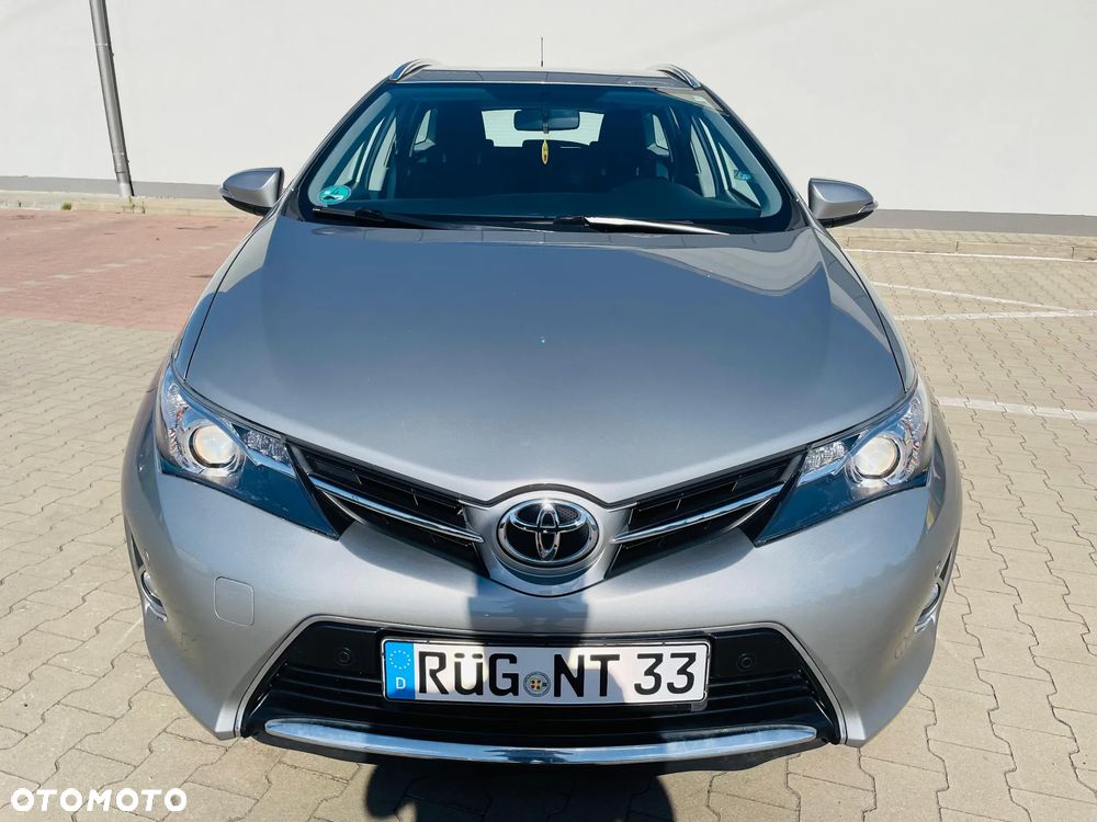 Toyota Auris 1.6 Valvematic Executive - 7