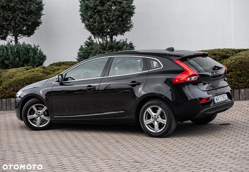 Volvo V40 D2 Inscription - 10