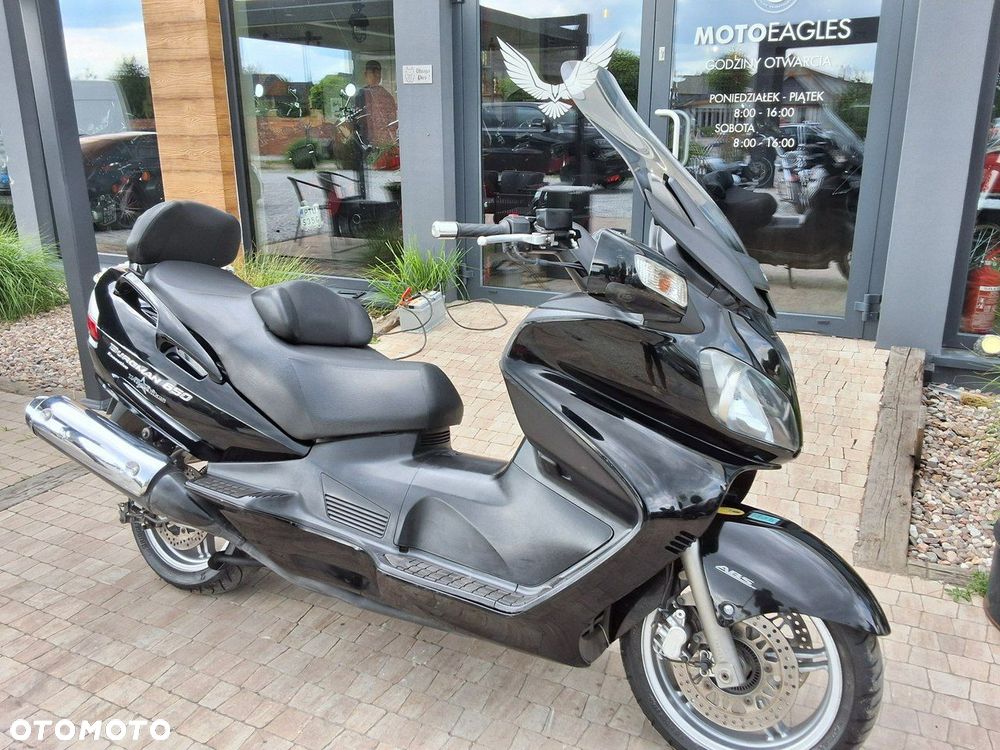 Suzuki Burgman - 9