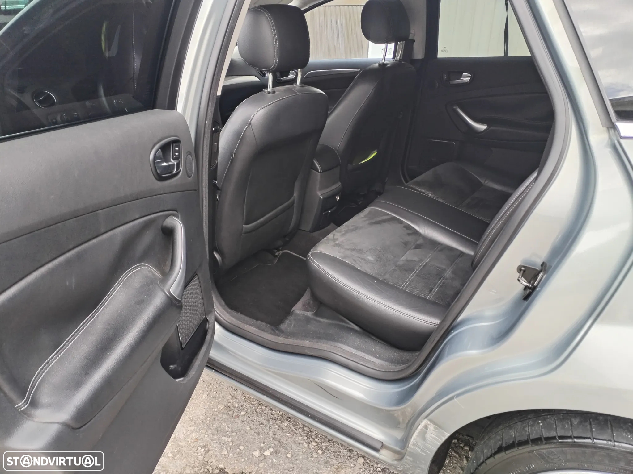Ford Mondeo SW 2.5 T Titanium - 20
