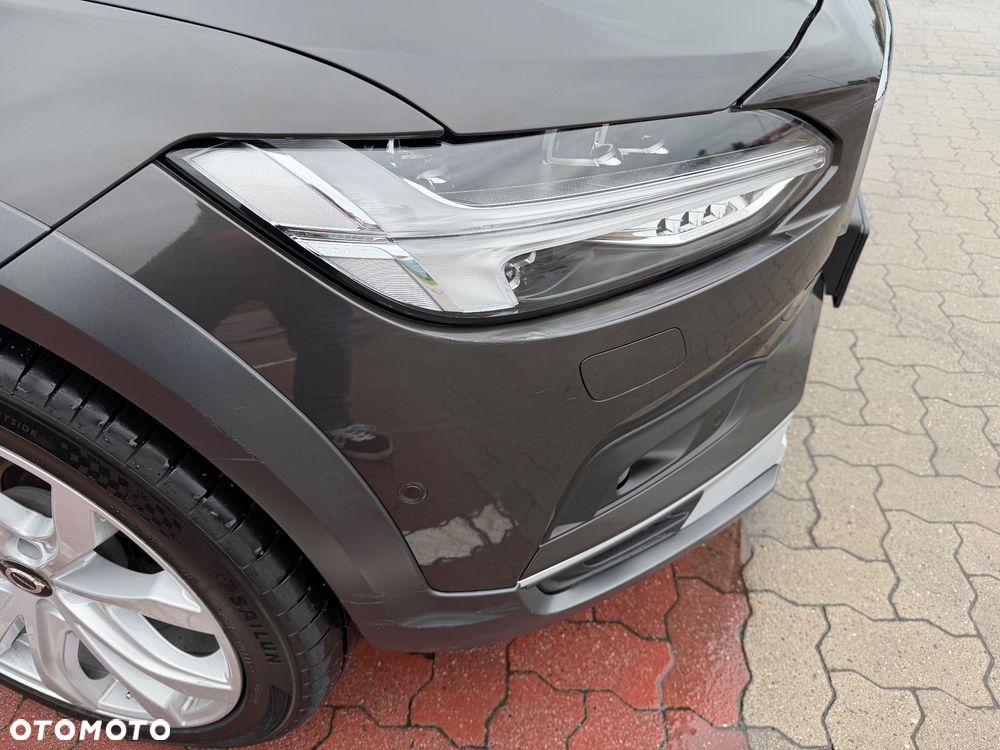 Volvo V90 Cross Country B5 D AWD Pro - 6