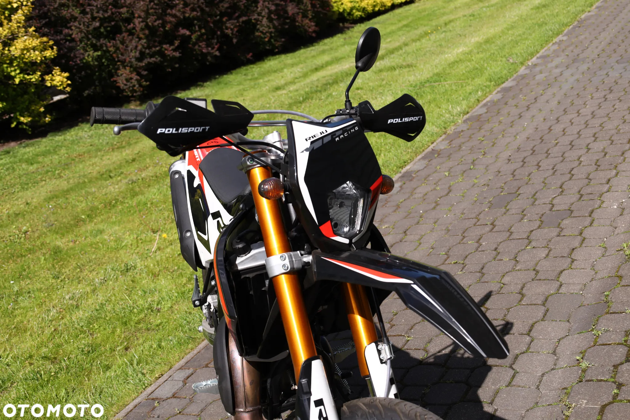 Rieju MRT Pro SM - 12