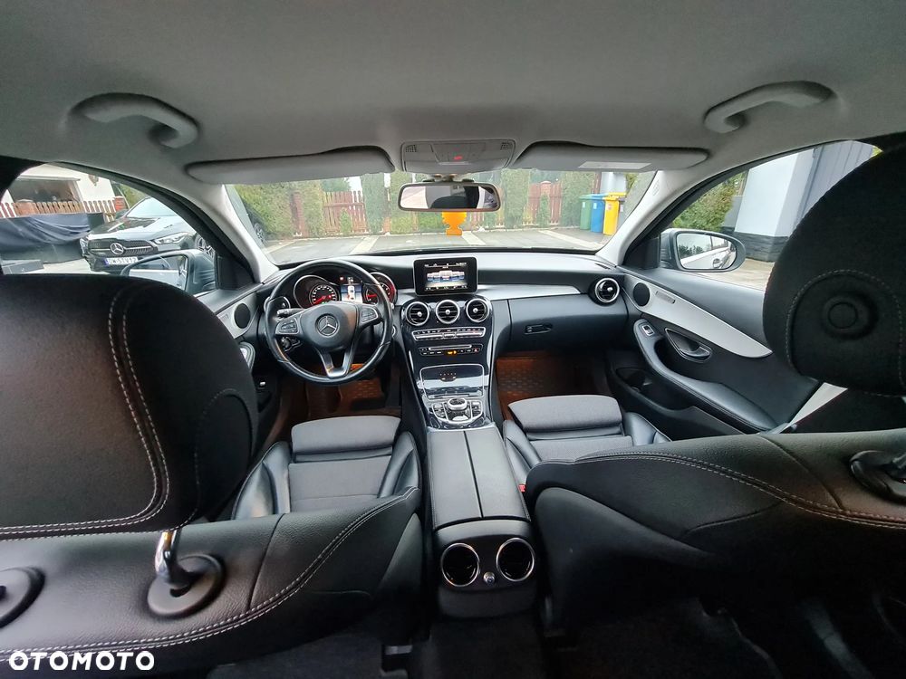 Mercedes-Benz Klasa C 180 7G-TRONIC - 18
