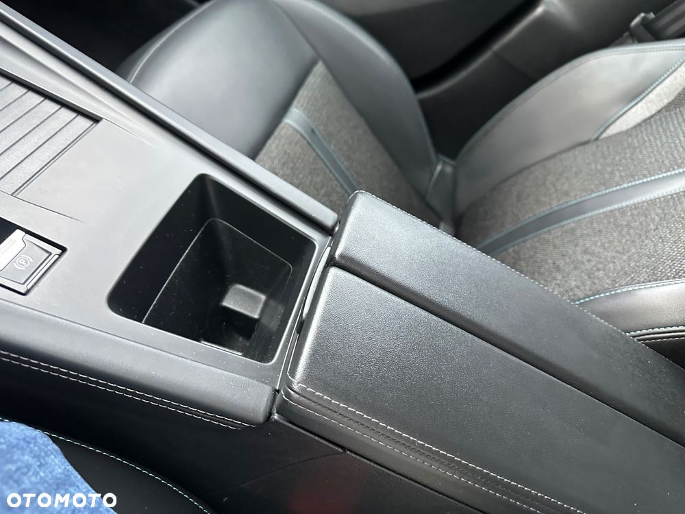 Peugeot 308 1.2 PureTech Allure Pack S&S EAT8 - 7