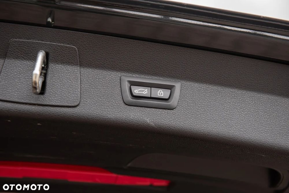 BMW Seria 2 220d Sport-Aut M Sport - 32