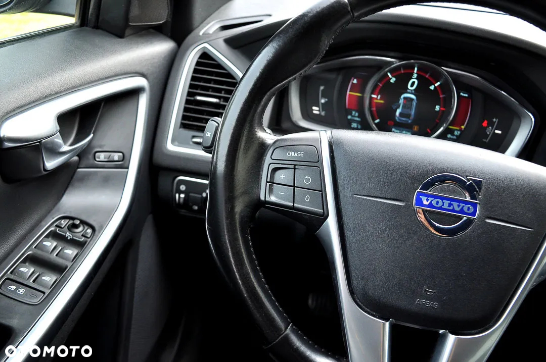 Volvo XC 60 D4 Drive-E Summum - 26