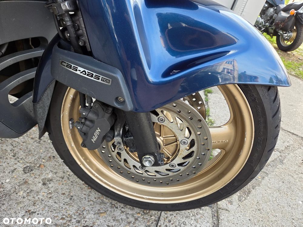 Honda ST - 7