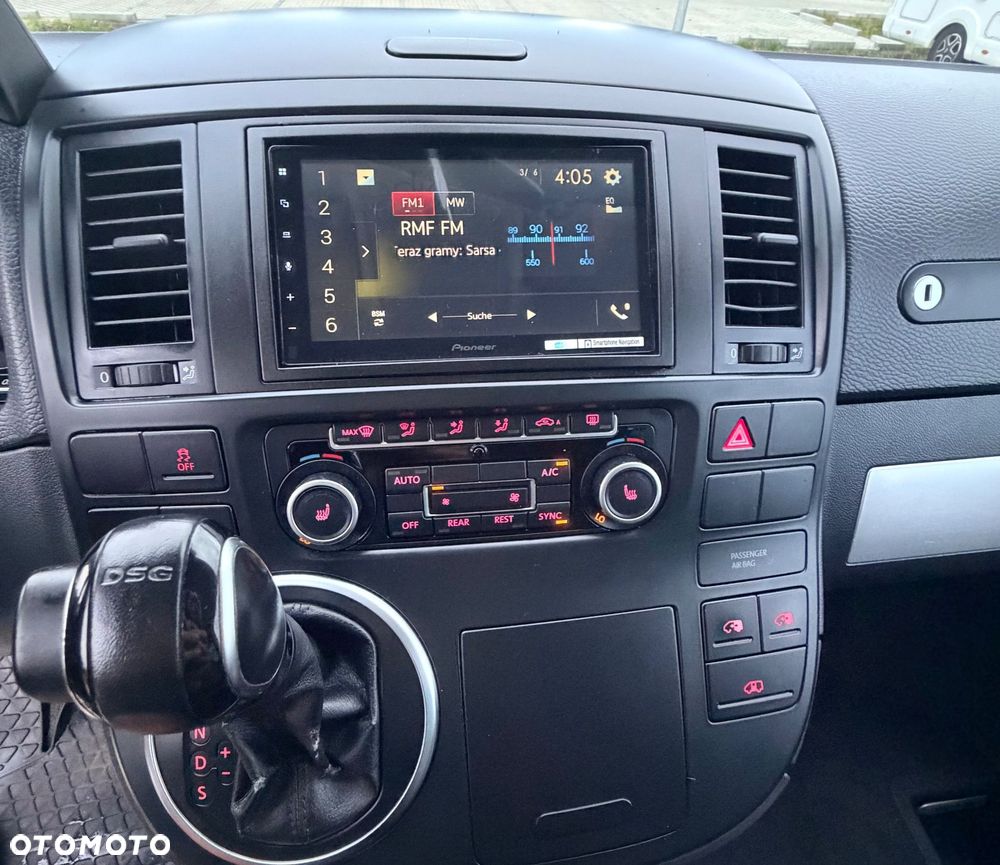 Volkswagen Multivan - 7