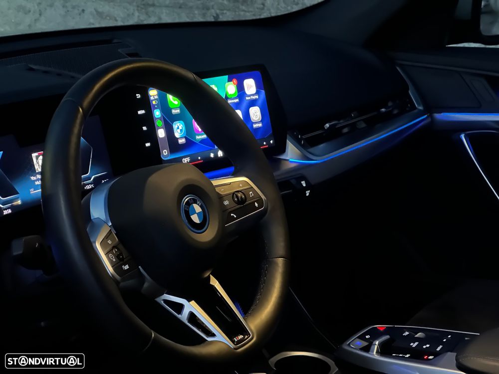 BMW iX1 eDrive20 M Sport Pack - 12