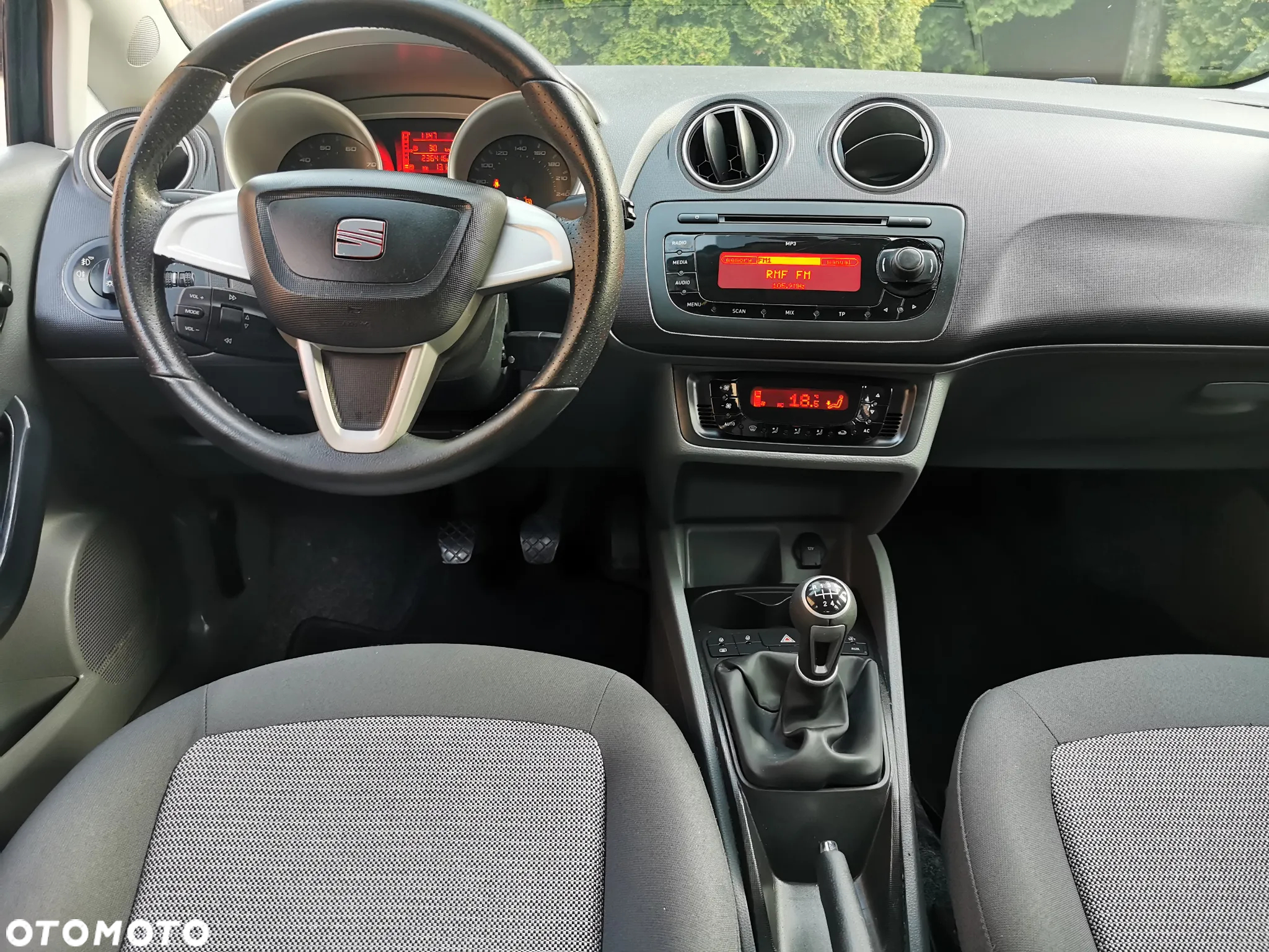 Seat Ibiza 1.4 16V Style - 9