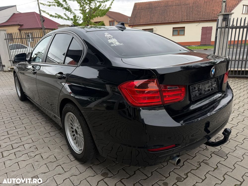 BMW Seria 3 318d Aut. - 3