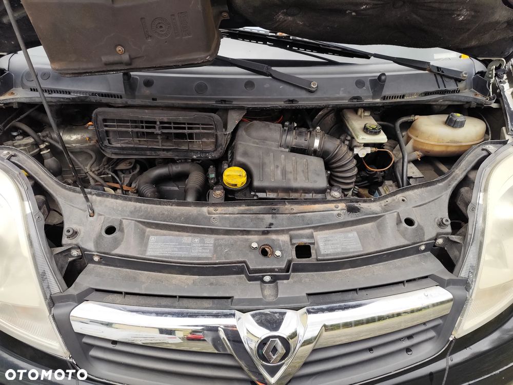 Renault Trafic - 12