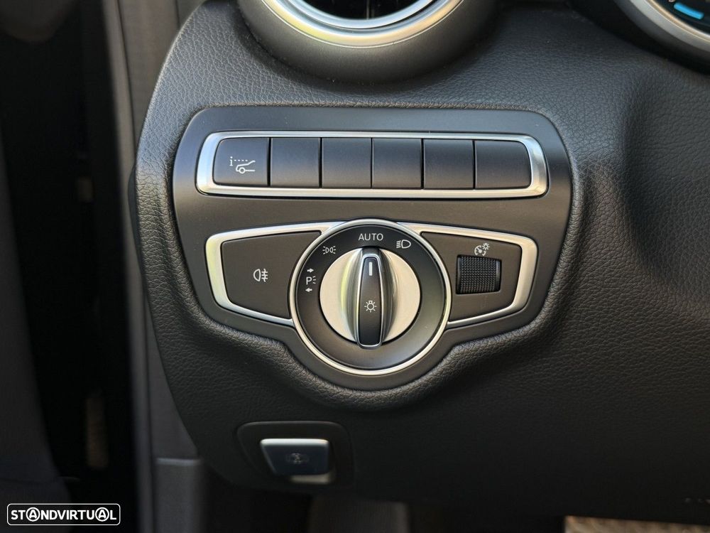 Mercedes-Benz C 220 d AMG Line - 30