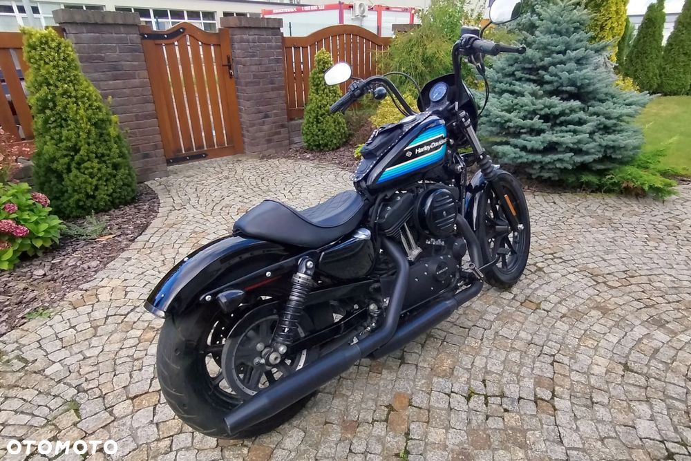 Harley-Davidson Sportster Iron 1200 - 4