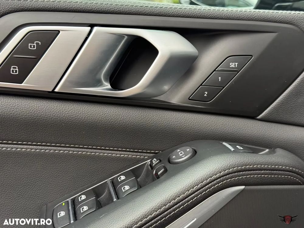 BMW X5 xDrive45e - 28