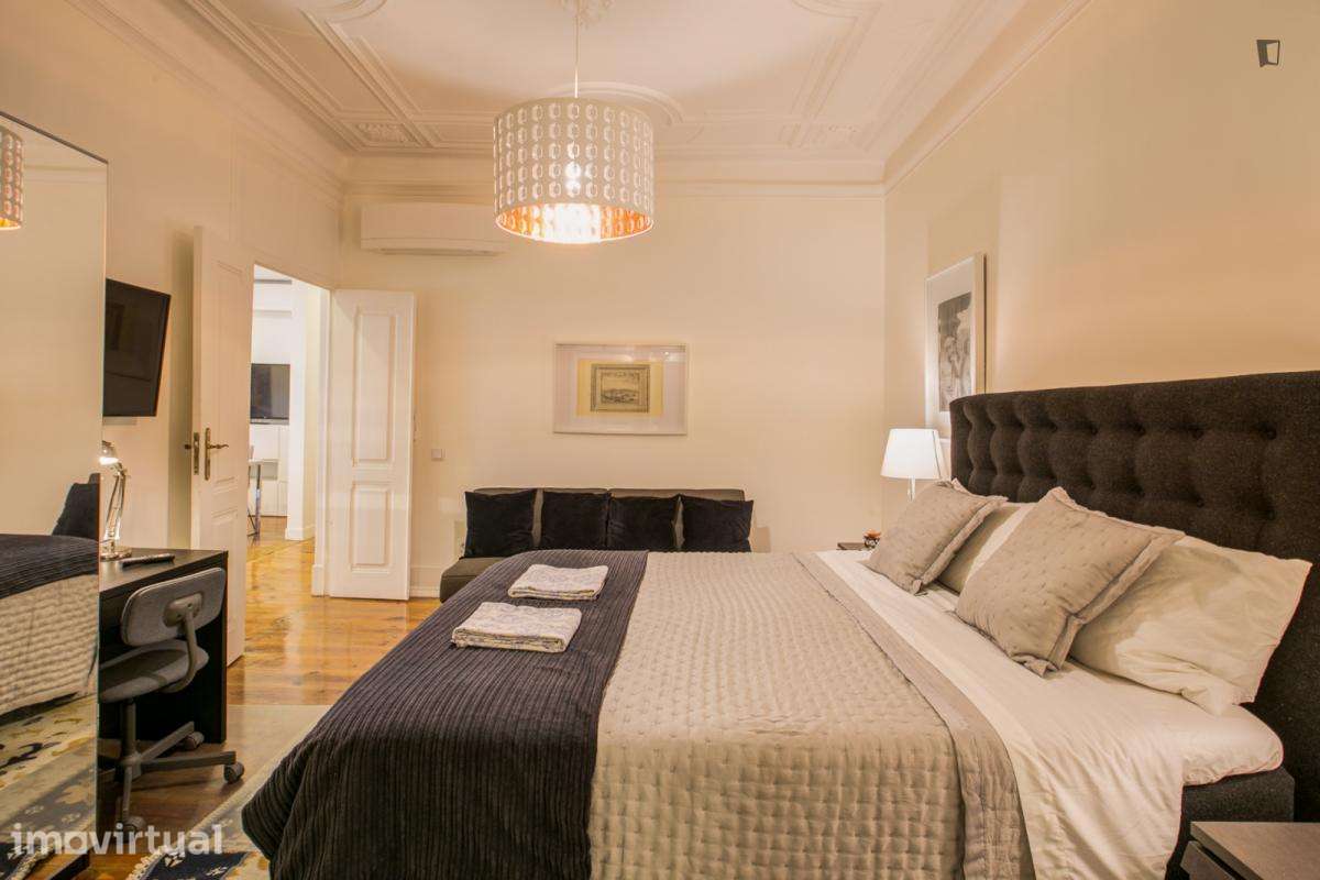 Quarto - localizado em Picoas Lisbon - Grande imagem: 4/20