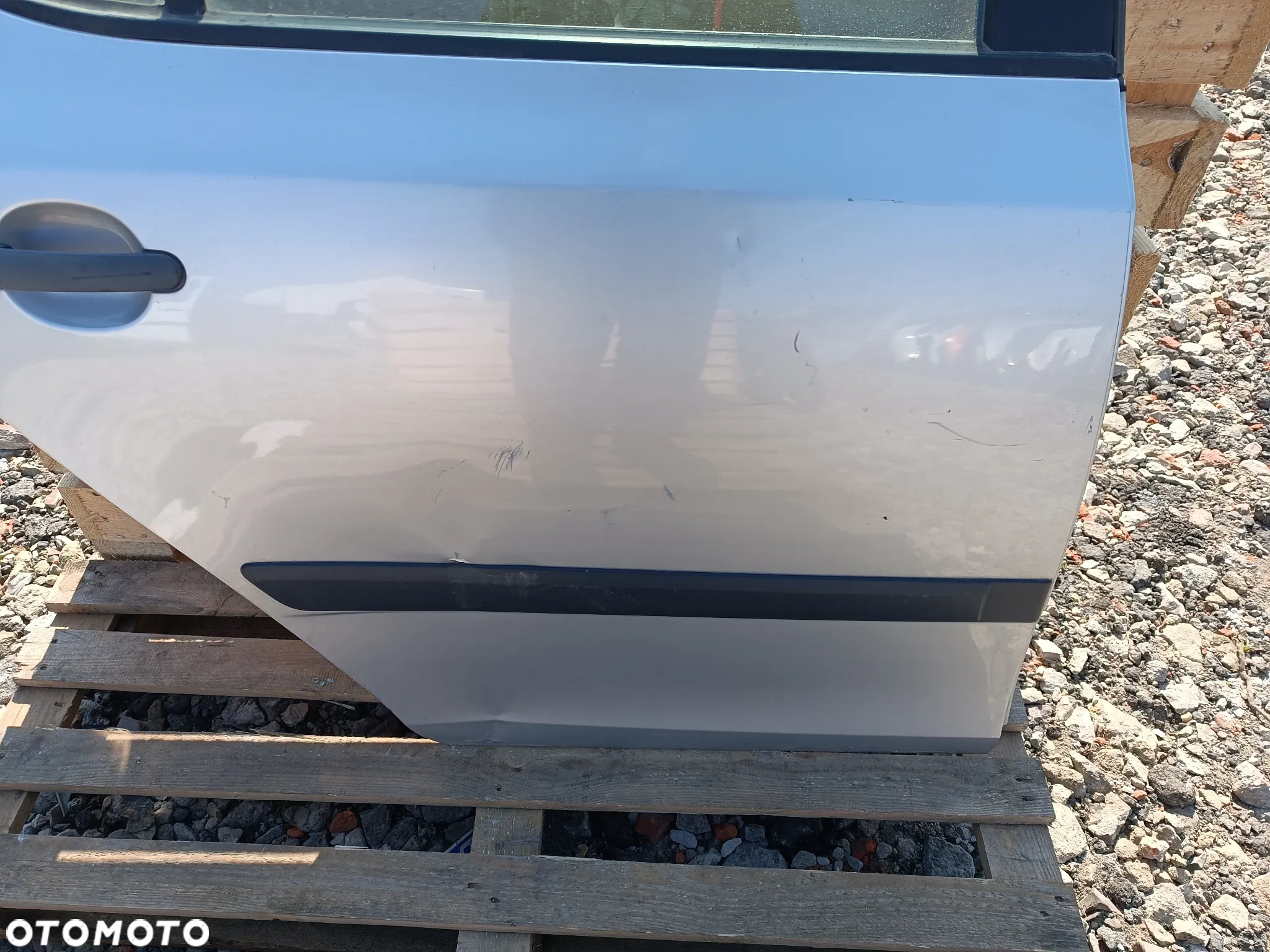 DRZWI PRAWE TYLNE PRAWY TYŁ SKODA FABIA II - 2