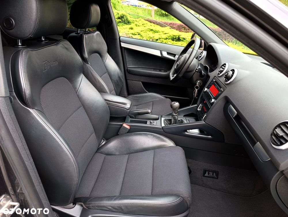Audi A3 Sportback 2.0 TDI DPF S line Sportpaket - 9