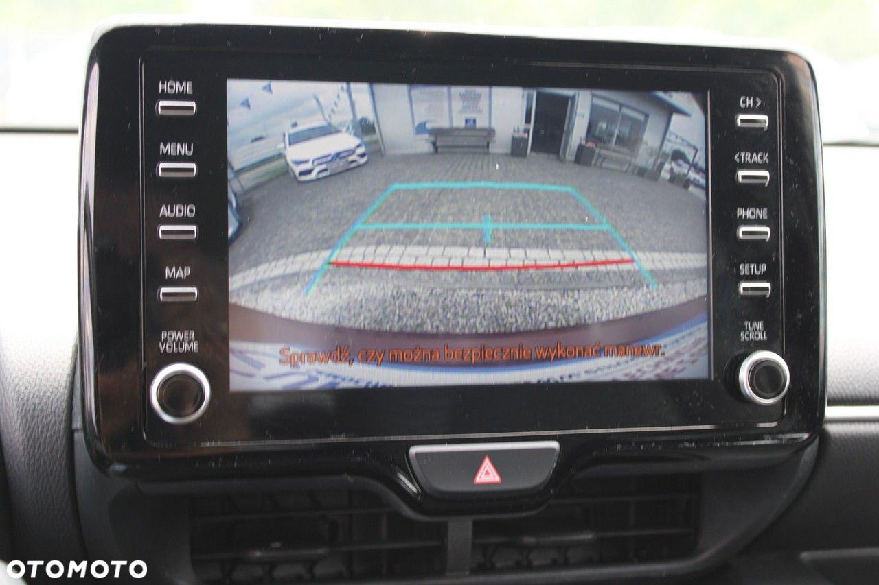 Toyota Yaris - 25