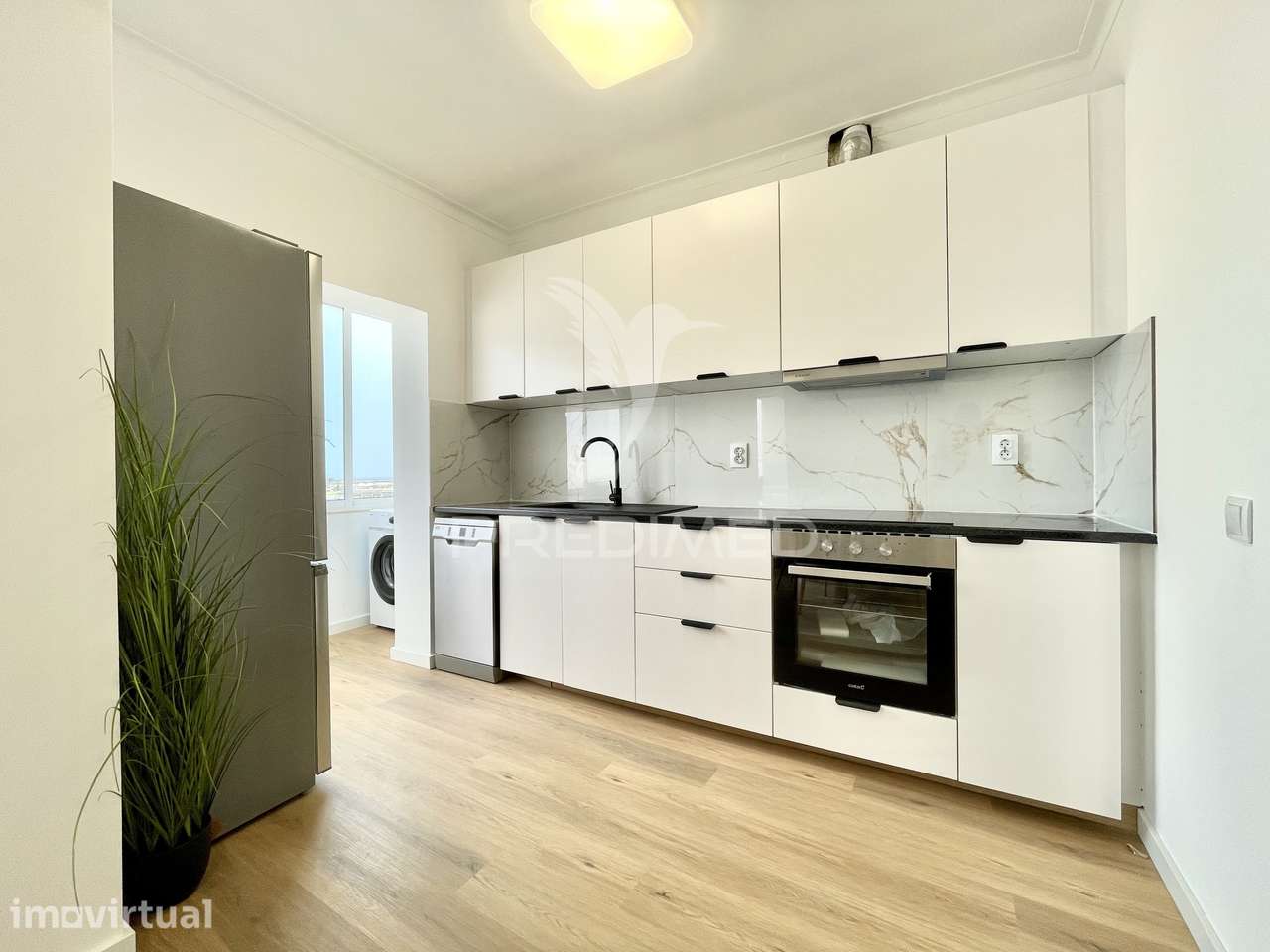 Apartamento T3 renovado com vista mar - Grande imagem: 4/13