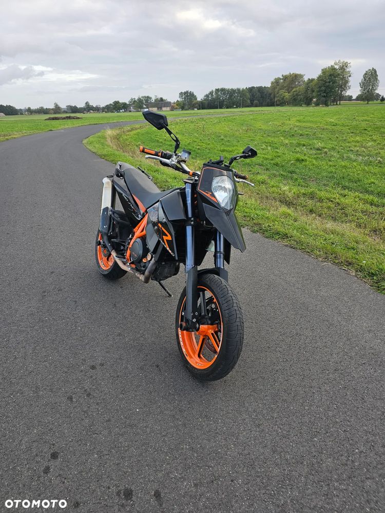 KTM SMC - 10