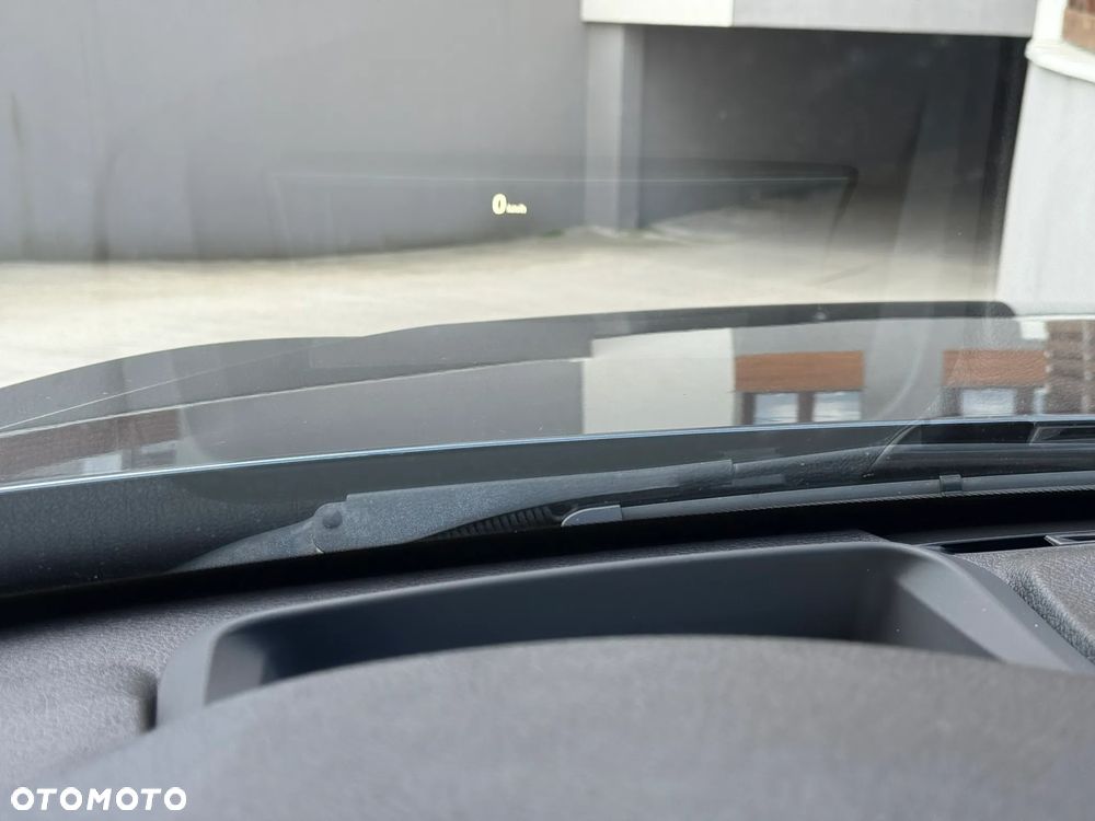 BMW Seria 3 320d Sport Line - 33