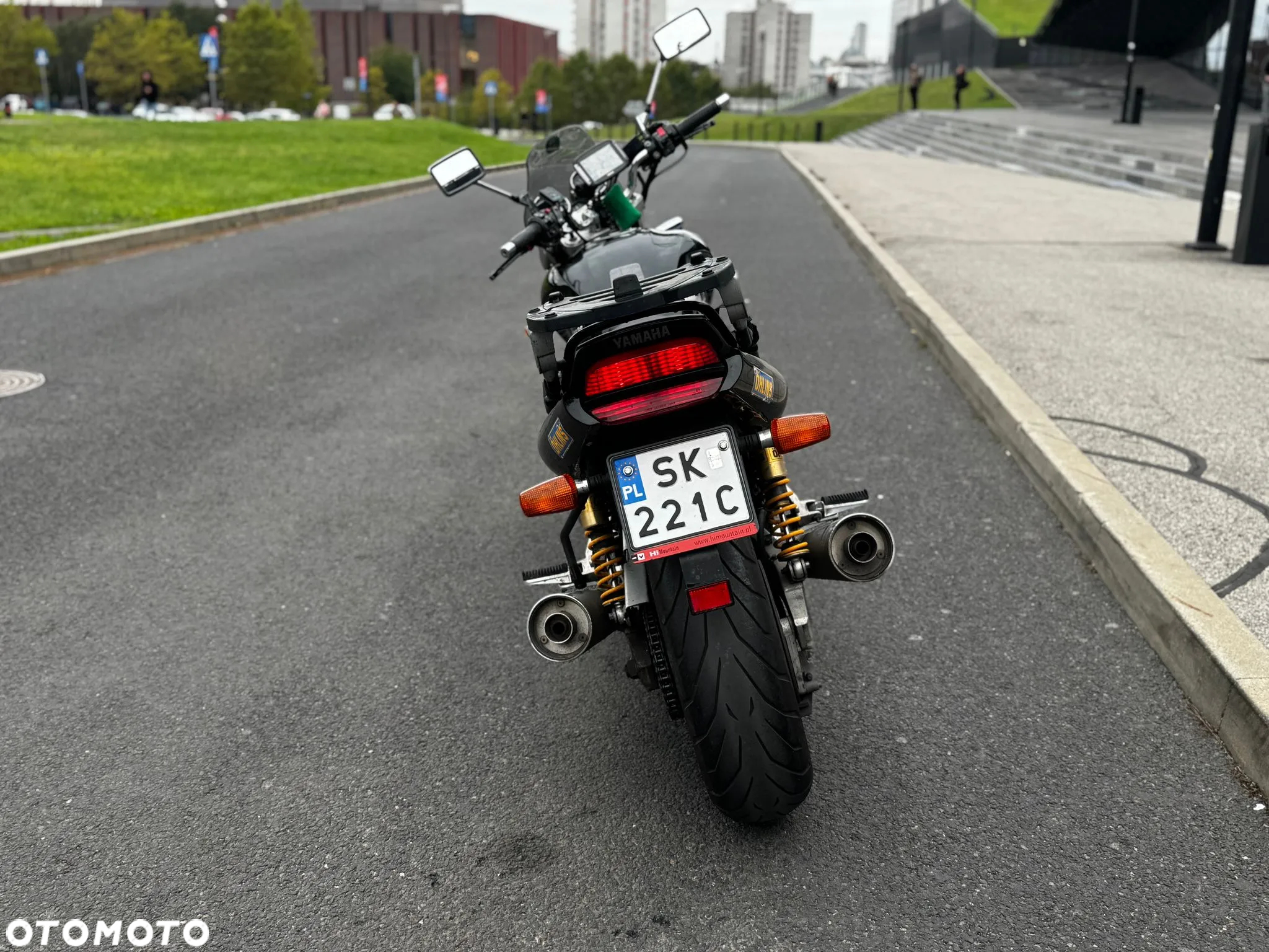 Yamaha XJR - 2