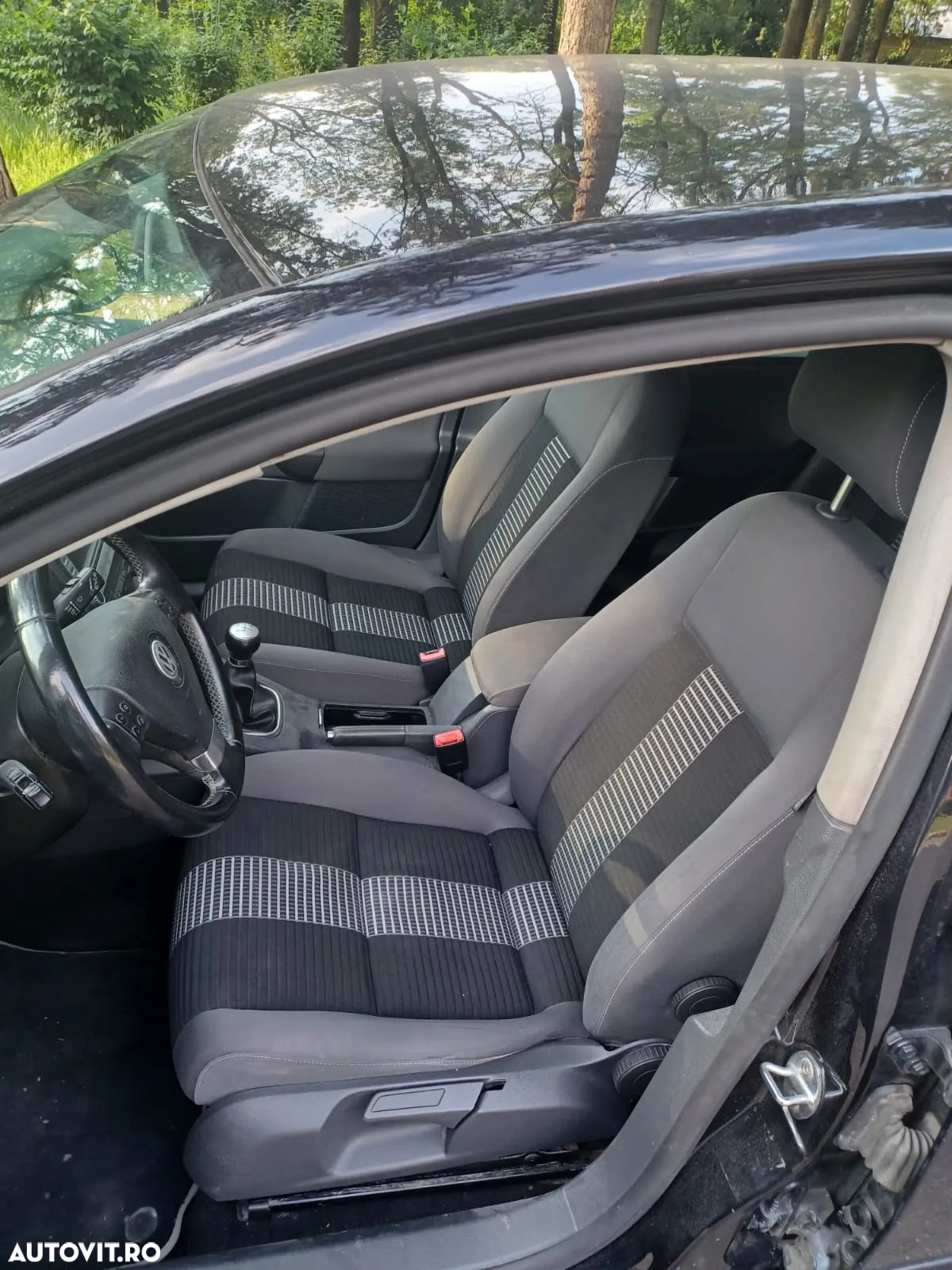 Volkswagen Golf 2.0 TDI 4Motion United - 8