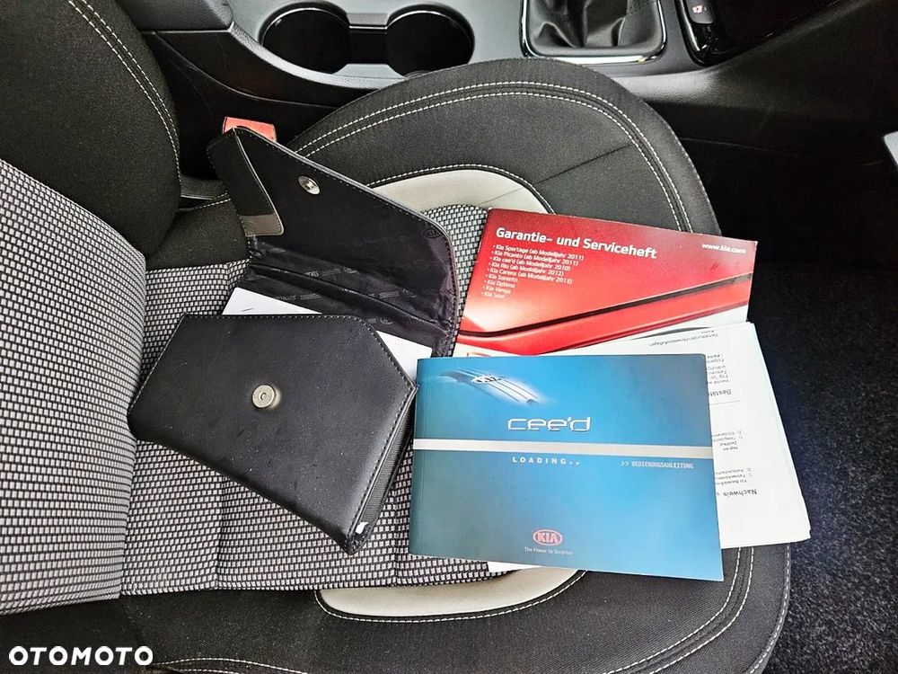 Kia Ceed 1.4 CVVT Spirit - 17