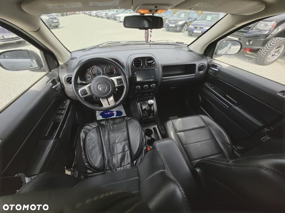 Jeep Compass - 8