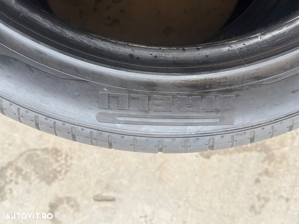 Vând 2 anvelope 285/40/22 continental de vară ca noi