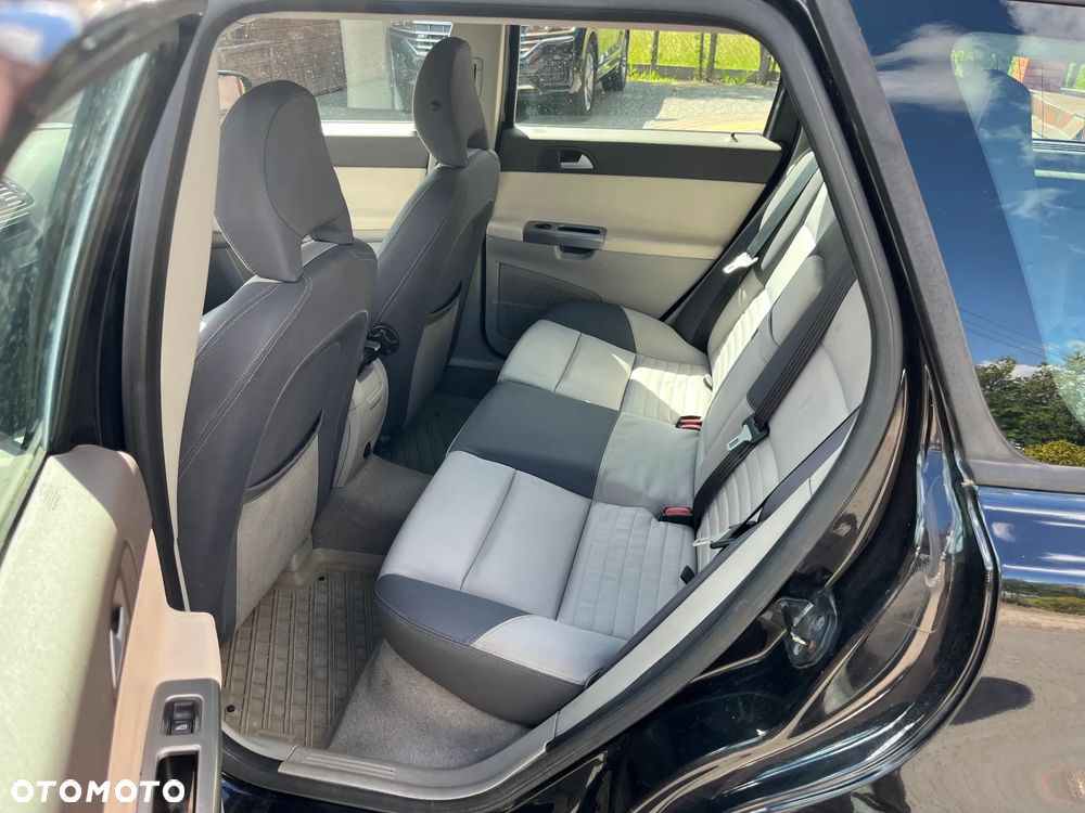 Volvo V50 2.0D - 13
