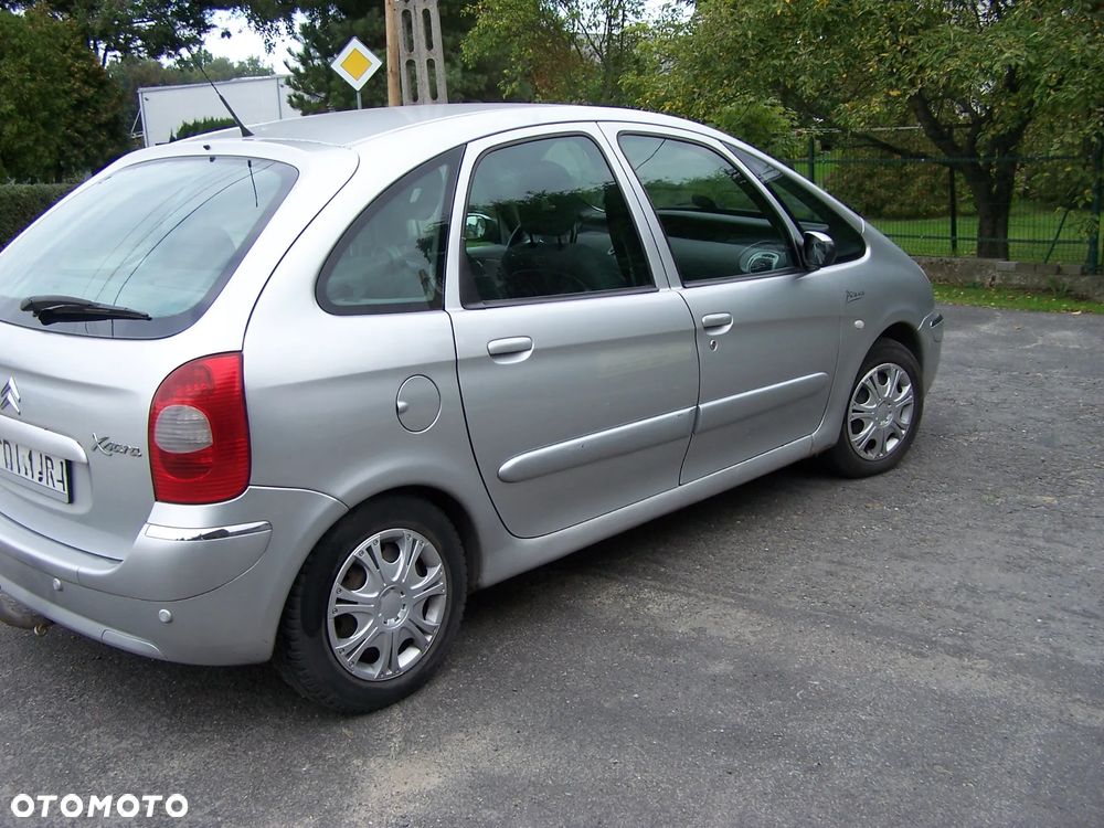 Citroën Xsara Picasso 2.0 Automatik Exclusive - 3